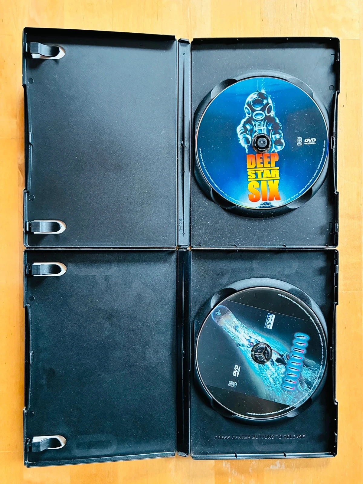 Lot 2 DVD special underwater horror: Leviathan and Deep Star Six. – photo 2